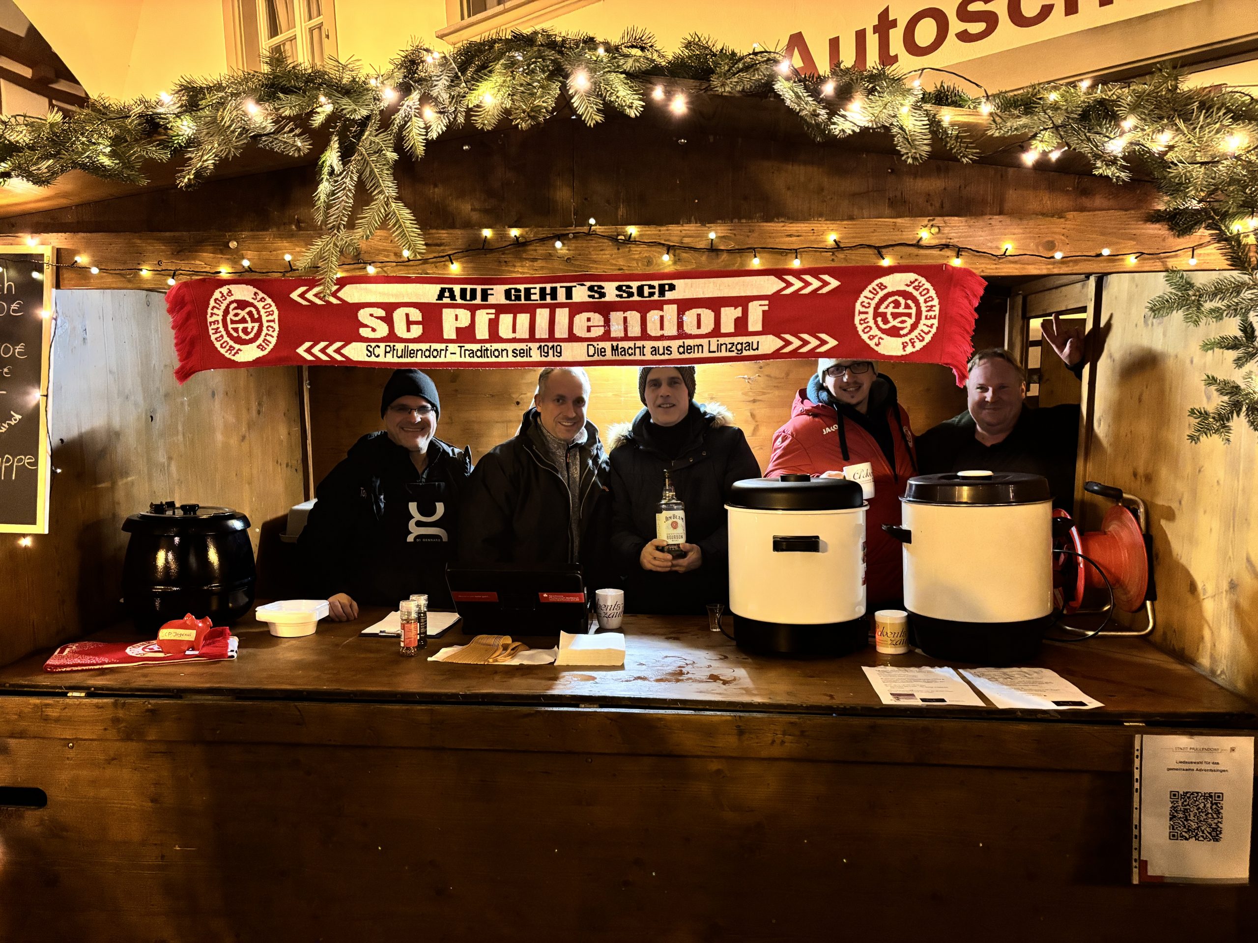 Mehr über den Artikel erfahren SCP auf dem Pfullendorfer Weihnachtsmarkt / Adventszauber