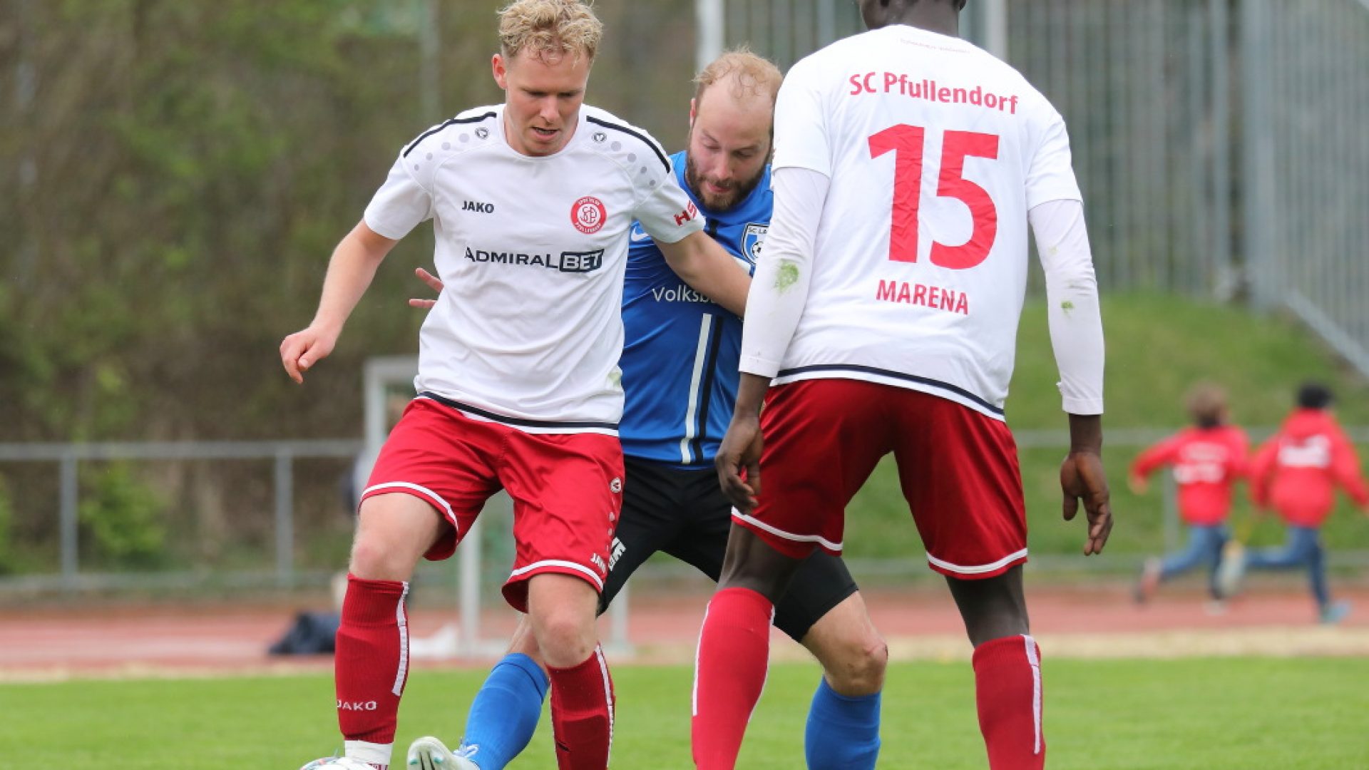 SBFV Verbandsliga Südbaden 2021/22
23.04.2022
SC Pfullendorf - SC Lahr 2:2 (2:1)
